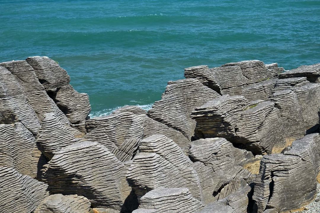 Блинчатые скалы (Pancake Rocks) в новозеландском Пунакаики…